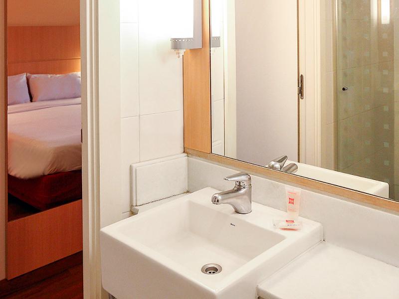 ibis Buenos Aires Obelisco image