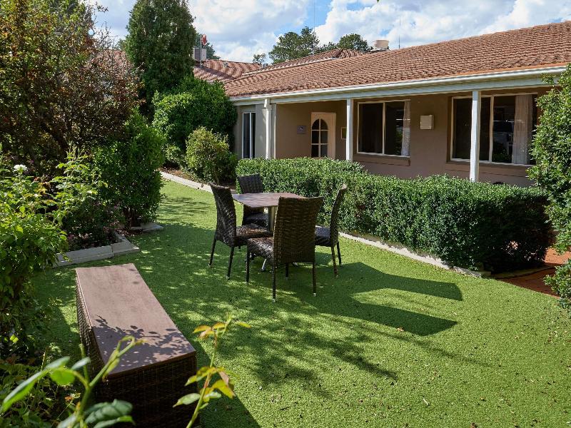 ibis Styles Canberra image