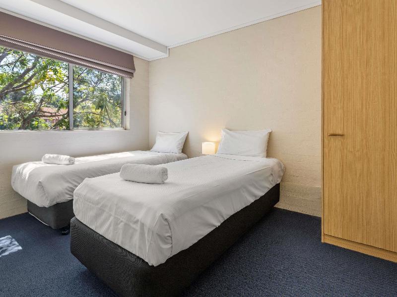 ibis Styles Canberra image