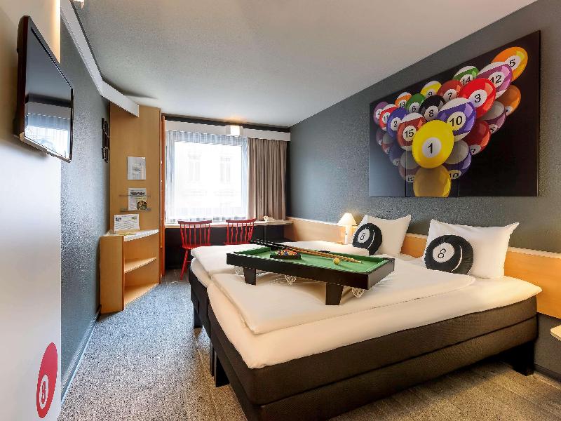ibis Wien City image