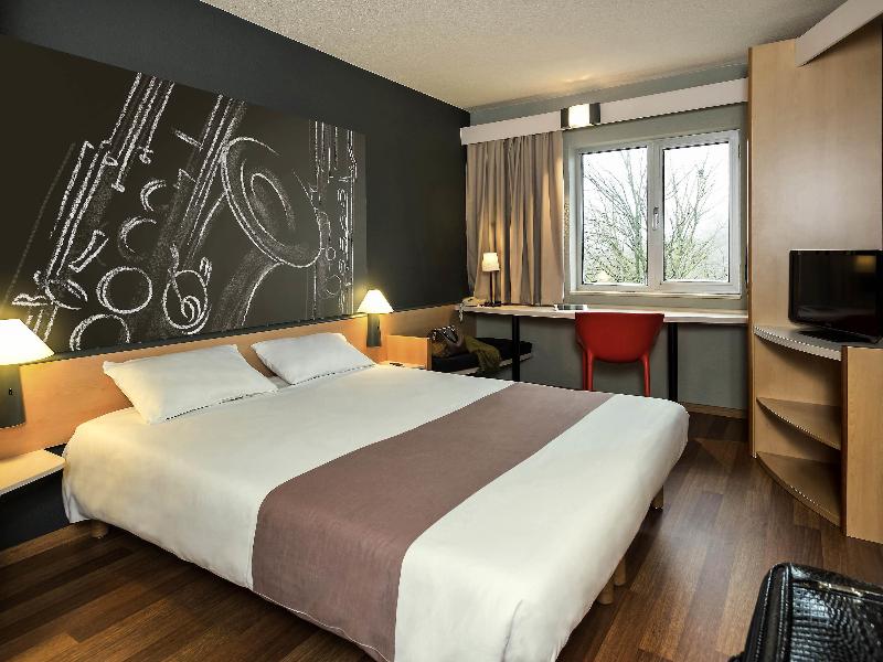 ibis Dinant Centre image
