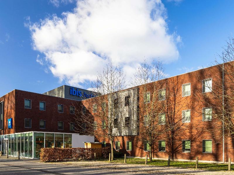 ibis budget Brussels South Ruisbroek image