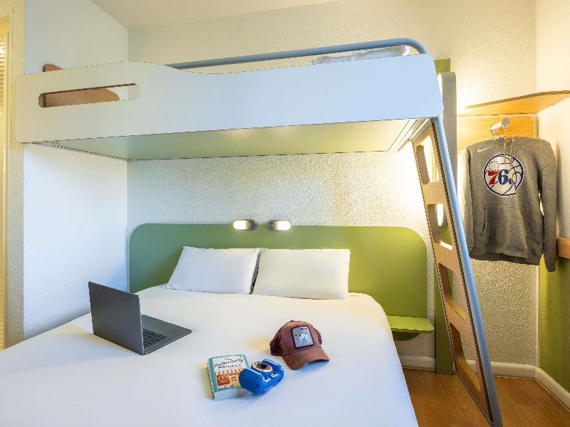 ibis budget Brussels South Ruisbroek image