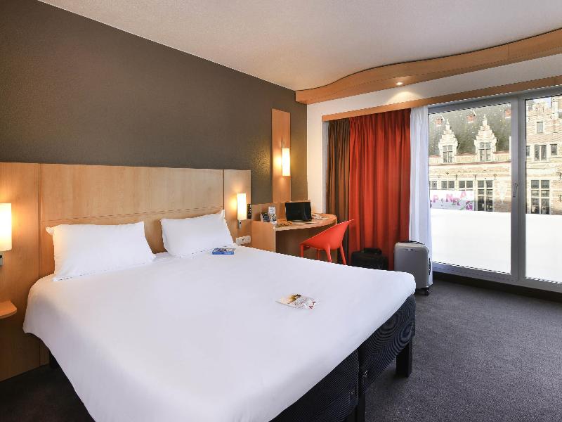 ibis Kortrijk Centrum image
