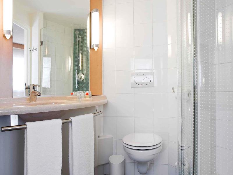 ibis Cotonou image