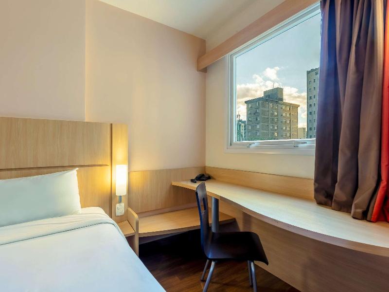 ibis BH Afonso Pena Savassi image