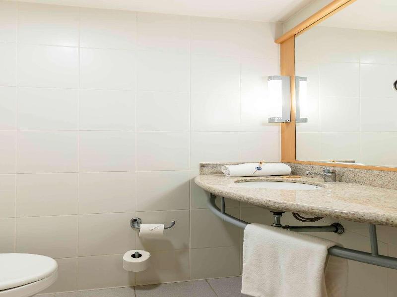 ibis BH Afonso Pena Savassi image