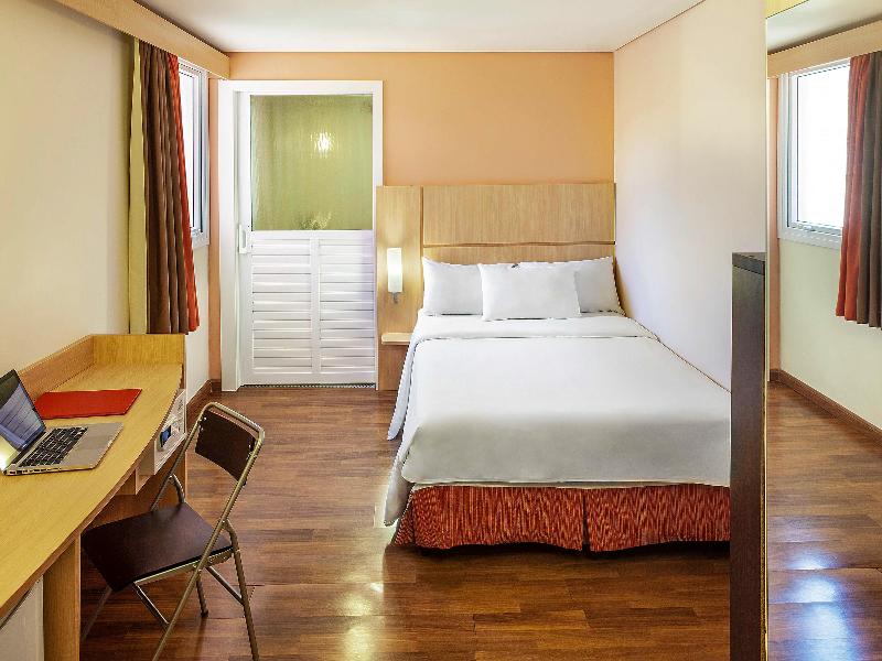 ibis BH Afonso Pena Savassi image