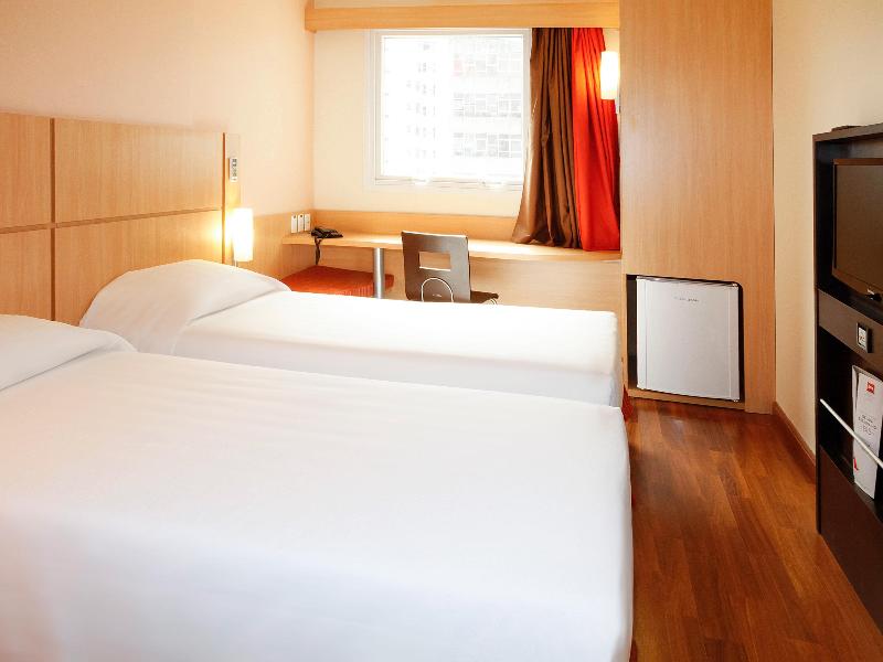 ibis BH Afonso Pena Savassi image