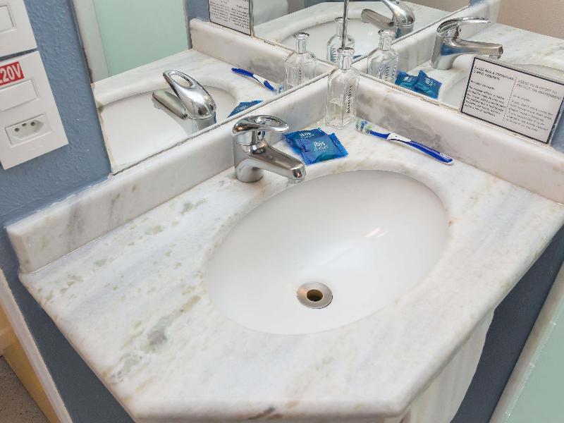 ibis budget Curitiba Centro  image