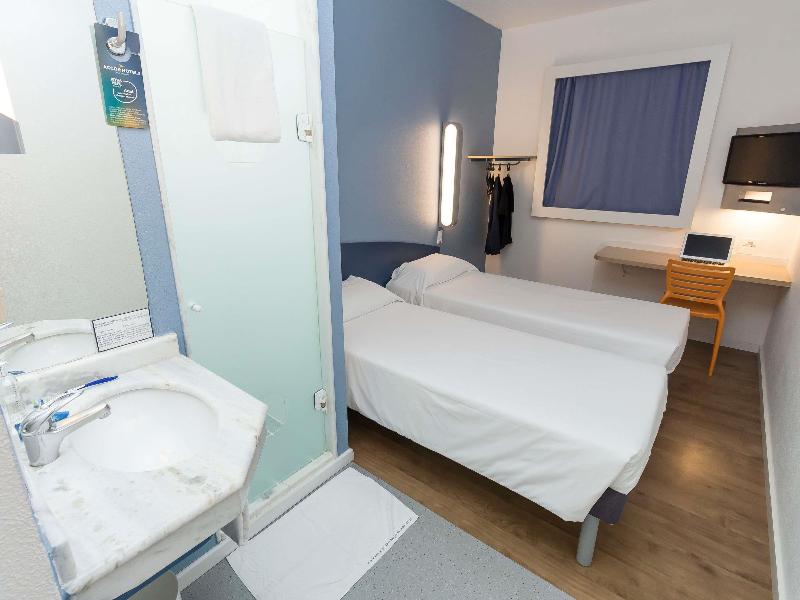 ibis budget Curitiba Centro  image