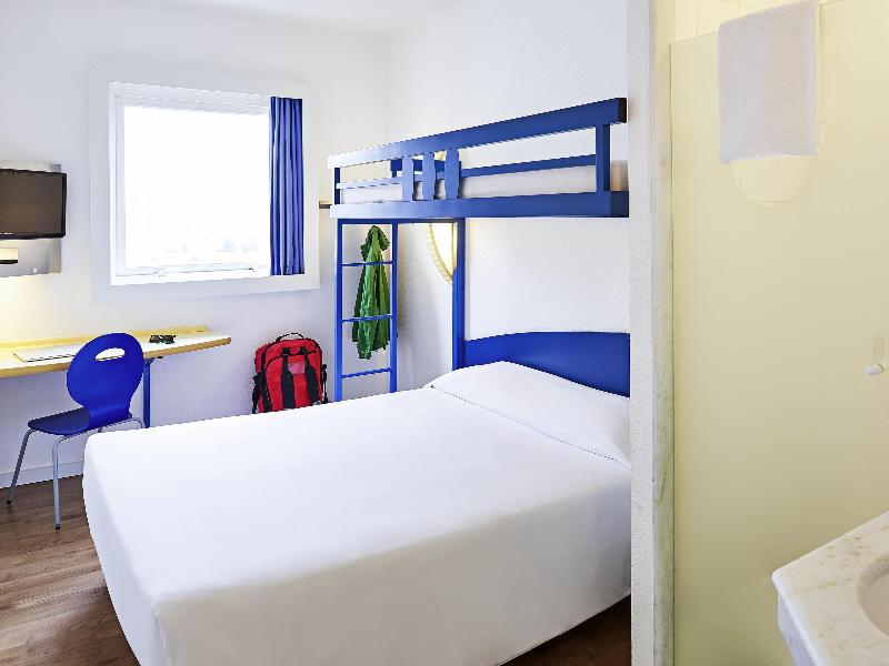ibis budget Curitiba Centro  image