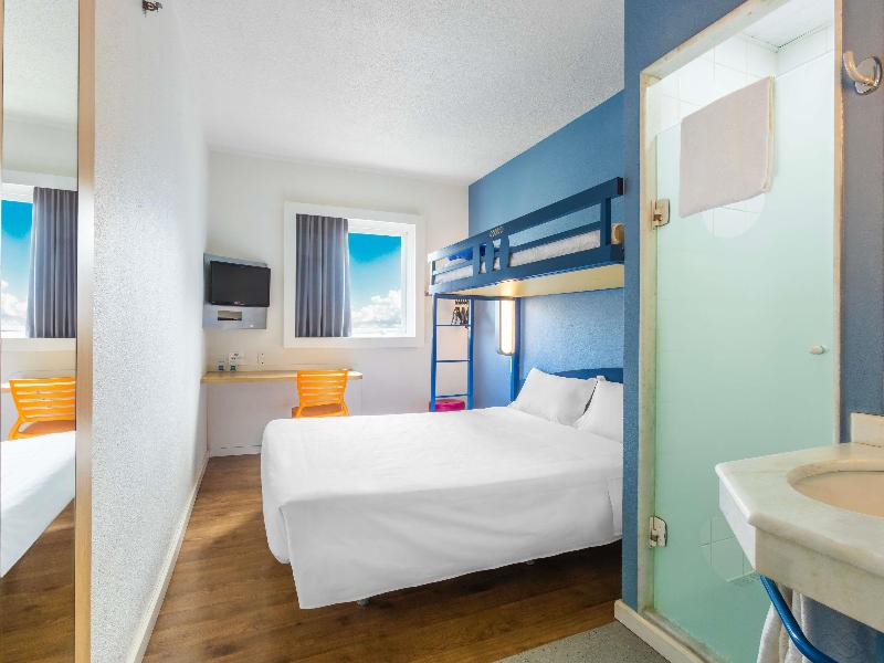 ibis budget Curitiba Centro  image