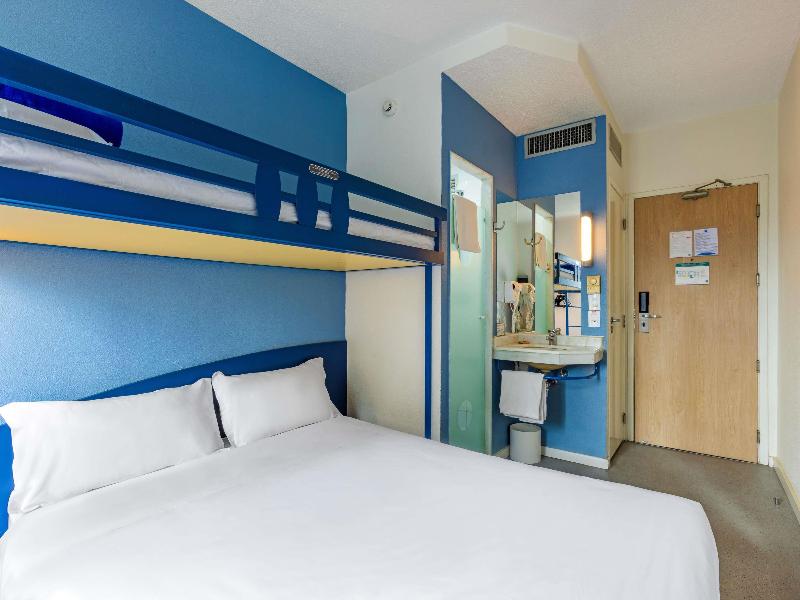 ibis budget Curitiba Centro  image