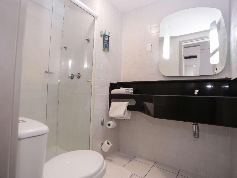 ibis Teresina image