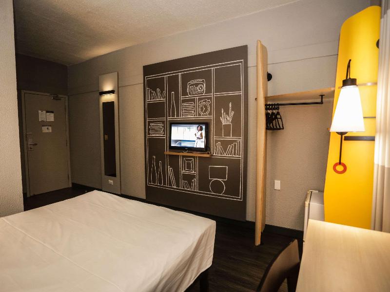 ibis Teresina image