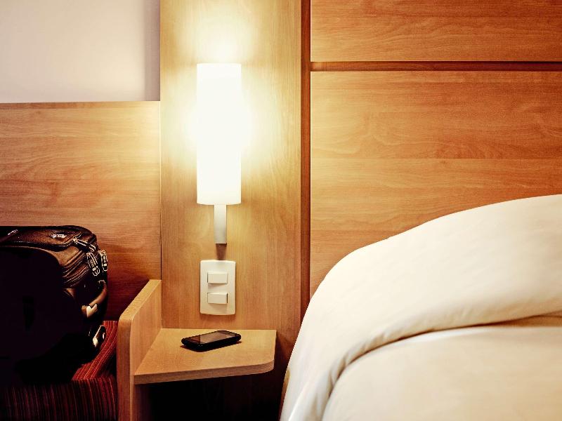 ibis Canoas Shopping image