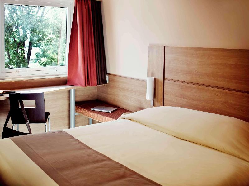 ibis Canoas Shopping image