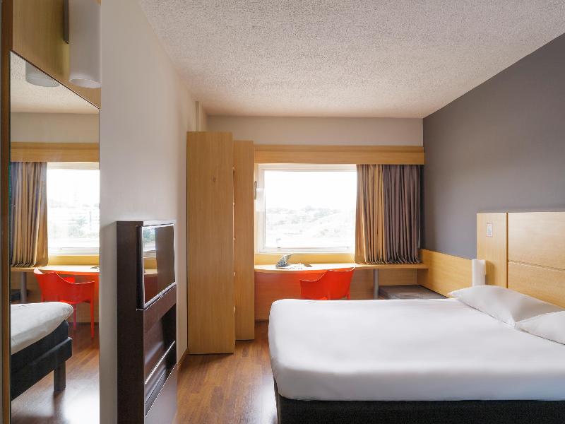 ibis Sao Jose dos Campos Dutra — photo 25