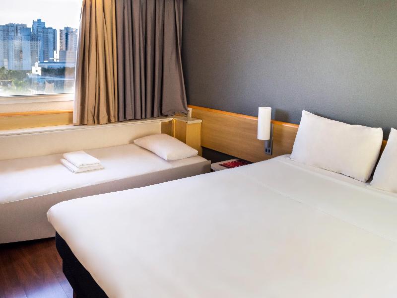 ibis Sao Jose dos Campos Dutra — photo 41