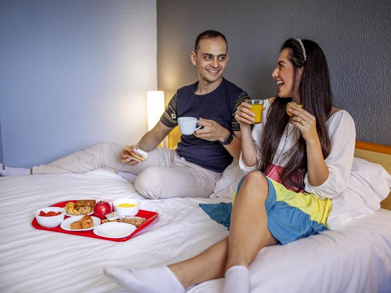 ibis Criciuma image