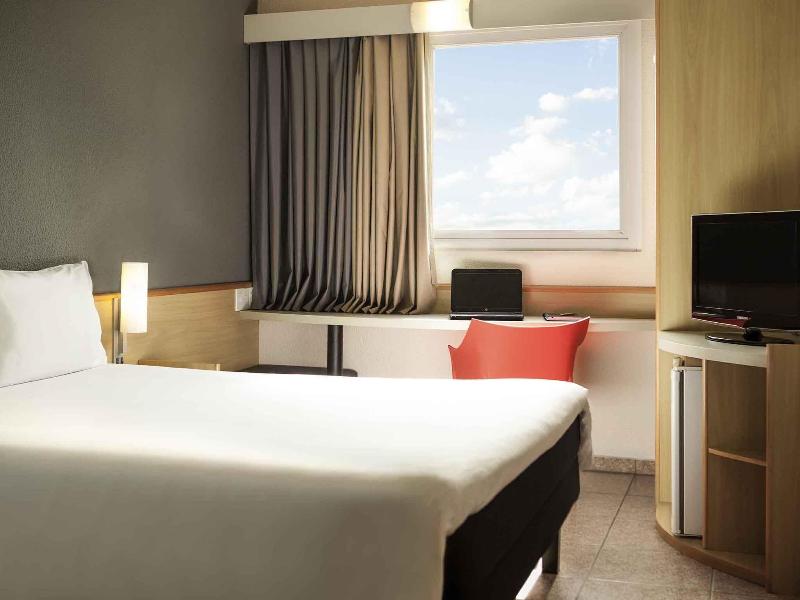 ibis Criciuma image