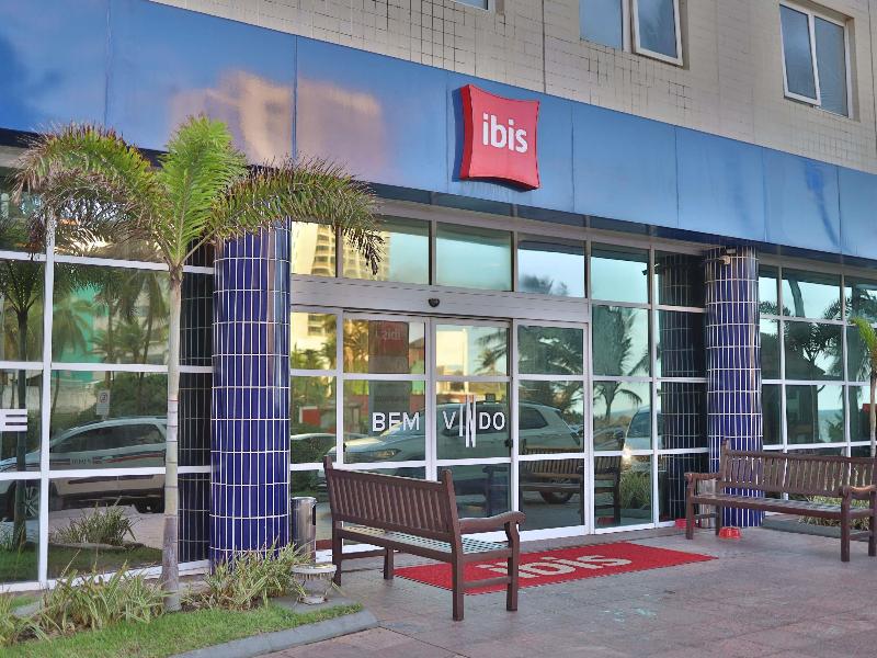 Ibis Salvador Rio Vermelho image
