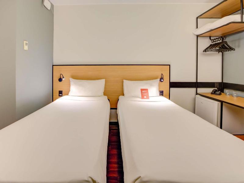 ibis Vitoria Praia de Camburi image