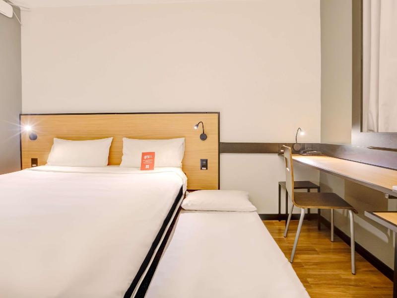 ibis Vitoria Praia de Camburi image