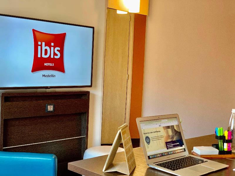 ibis Medellin image