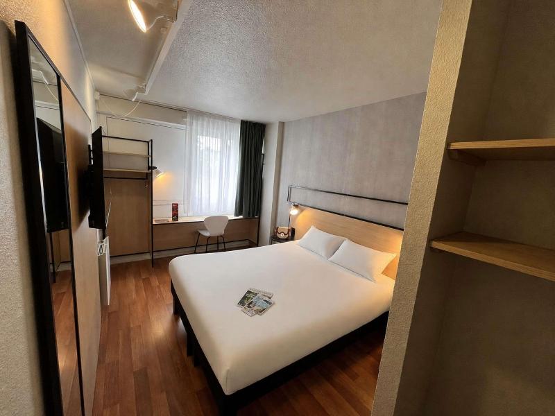 ibis Alencon image