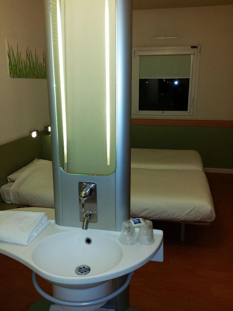 ibis budget Saint-Maximin image