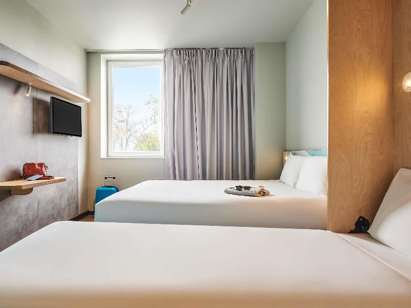 ibis budget Brest Sud Plougastel image