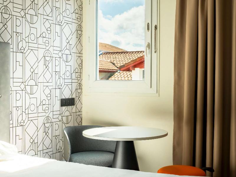 ibis Bayonne Centre image