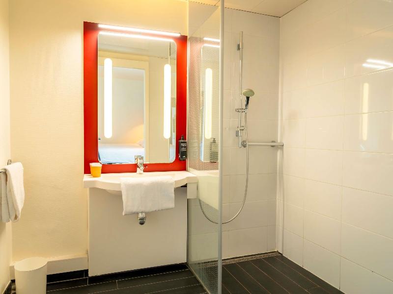 ibis Bayonne Centre image