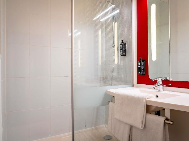 ibis Bayonne Centre image
