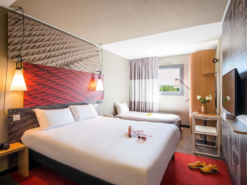 ibis Bordeaux Centre Bastide image