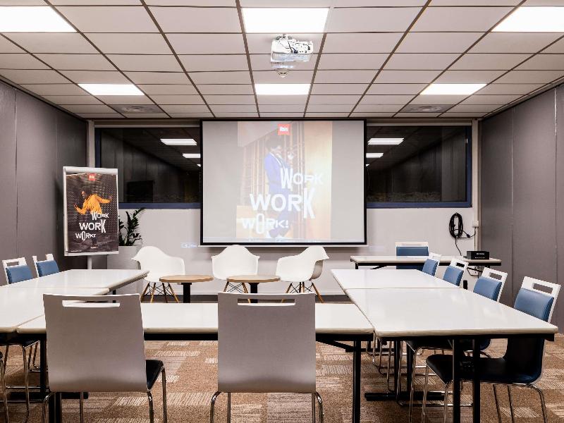 ibis Bordeaux Centre Meriadeck image