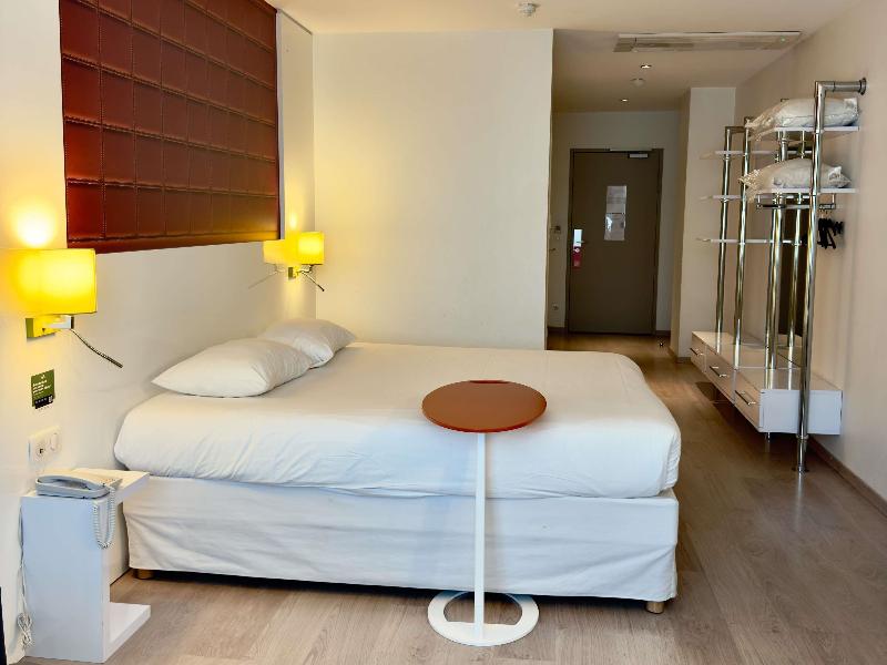 ibis Styles Bordeaux Saint Medard image