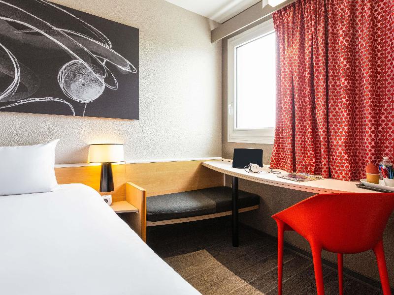 ibis Bordeaux Pessac Route des Vins image
