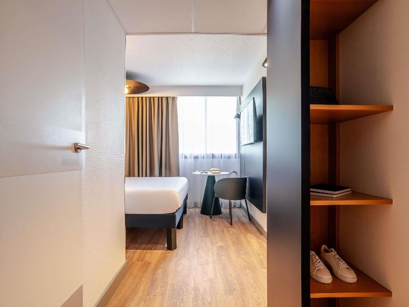 ibis Bordeaux Saint Emilion image