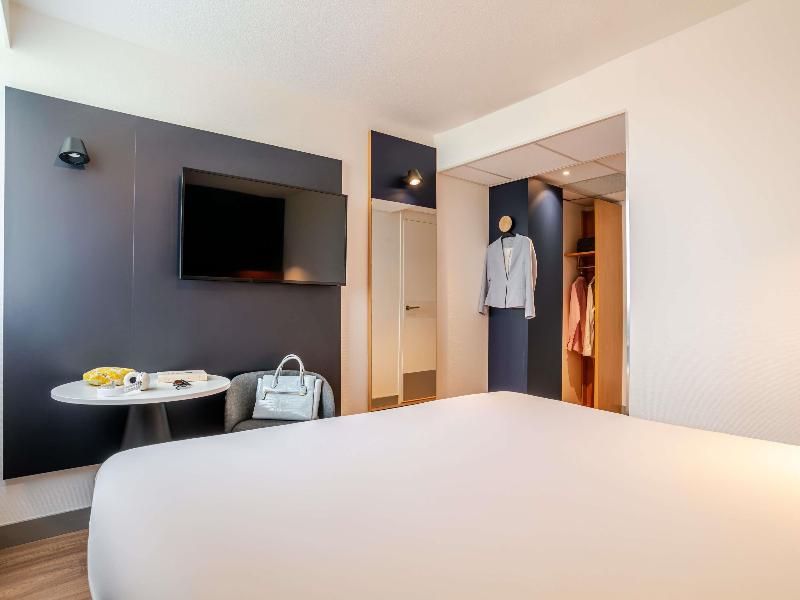 ibis Bordeaux Saint Emilion image