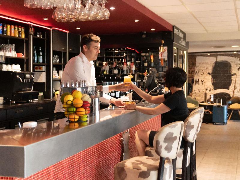ibis Narbonne image