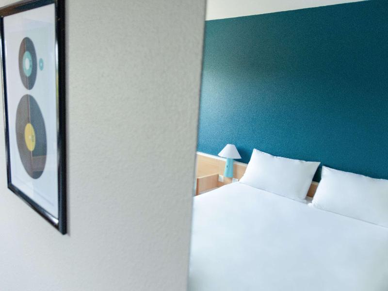 ibis Narbonne image