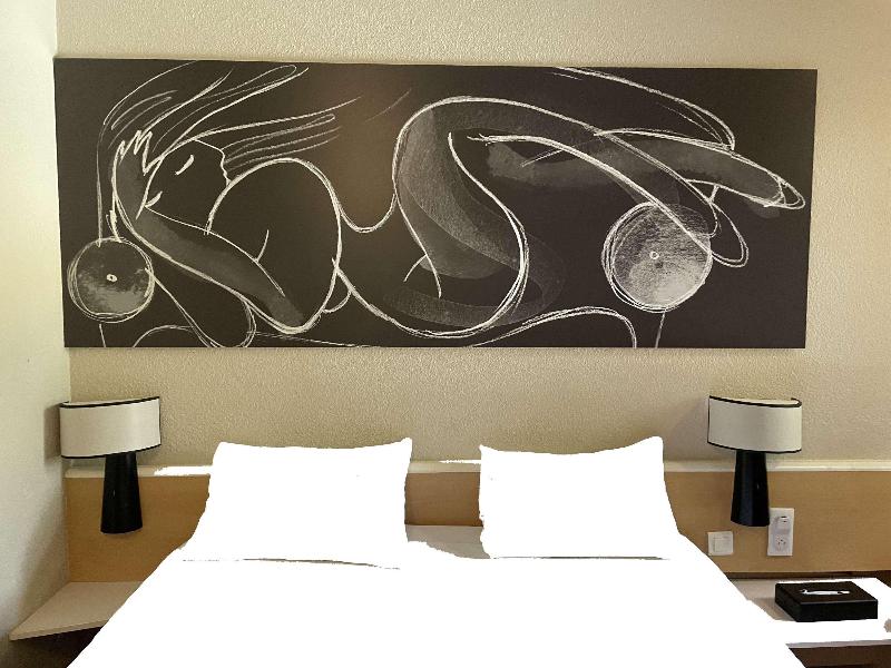 ibis Narbonne image