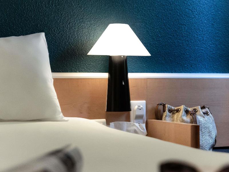ibis Narbonne image