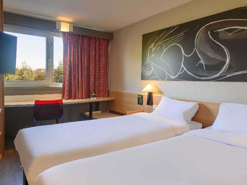 ibis Narbonne image