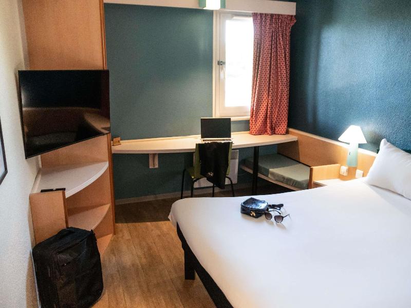 ibis Narbonne image