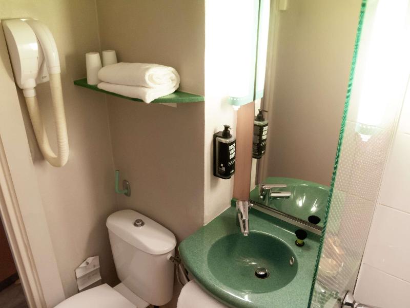 ibis Narbonne image