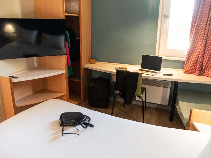 ibis Narbonne image